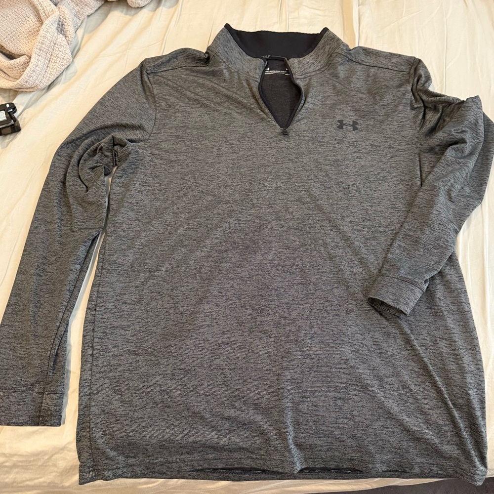 Under Armour Men's Gray Long Sleeve Golf Quarter Zip Shirt